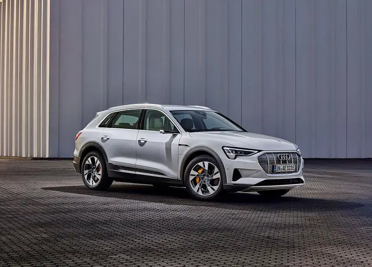 Audi e-tron (2019-2020) – boîte à fusibles