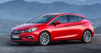 Opel Astra K (2016-2019) - boîte à fusibles