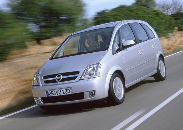 Opel Meriva A (2002-2010) – boîte à fusibles
