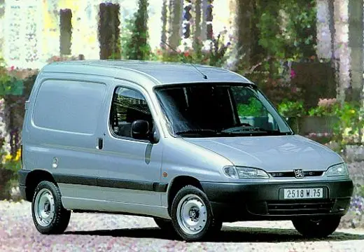Peugeot Partner (2001) - boîte à fusibles et relais