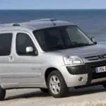 Peugeot Partner (2003-2007) - boîte à fusibles et relais