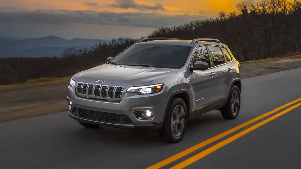 Jeep Cherokee KL (2019) – boîte à fusibles et relais