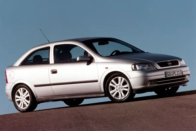 Opel Astra G (1998-2008) – boîte à fusibles et relais