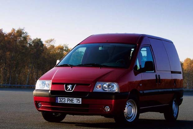 Peugeot Expert (2004) - boîtier fusibles et relais