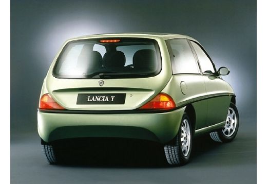 Lancia Y (1996-2003) - boîte à fusibles et relais