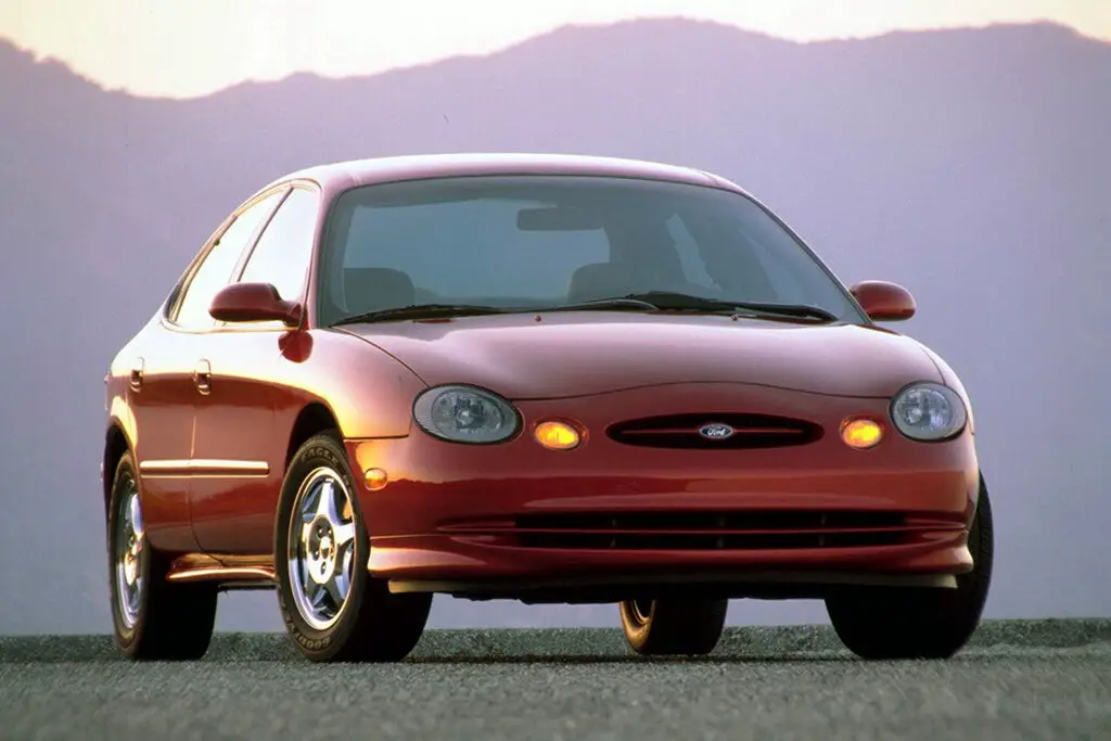 Ford Taurus (1995-1999) – boîte à fusibles et relais
