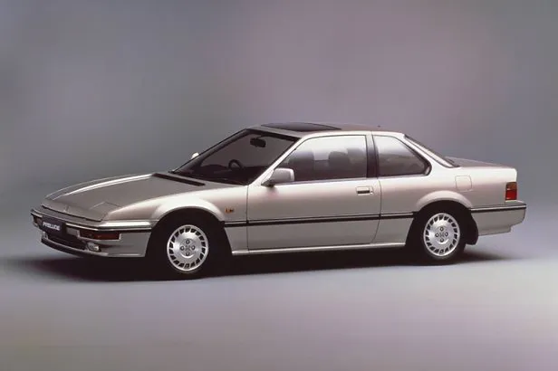 Honda Prelude (1987-1991) - boîte à fusibles et relais