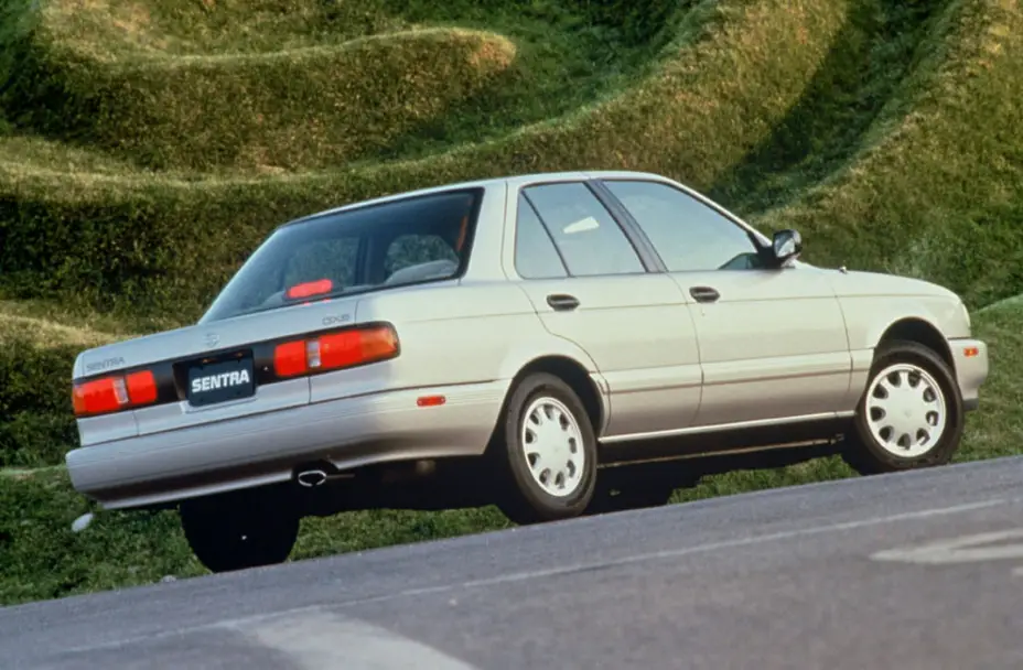 Nissan Sentra (1990-1994) – boîte à fusibles et relais