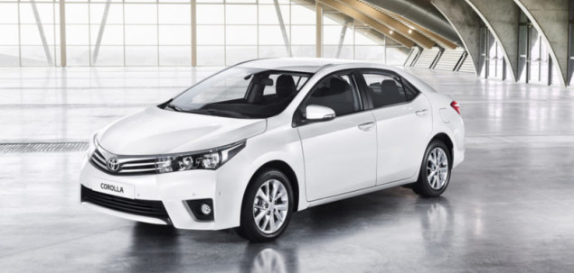 Toyota Corolla (2013-2018) – Boîte à fusibles