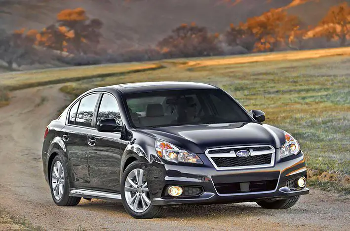 Subaru Legacy (2013-2014) – Boîte à fusibles