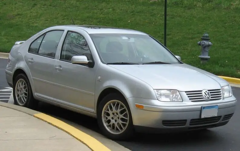 Volkswagen Jetta IV (1997-2003) – boîte à fusibles