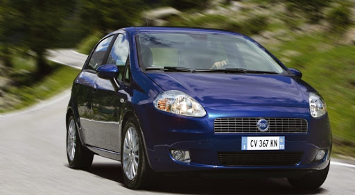 Fiat Grande Punto (2005-2012) – Boîte à fusibles