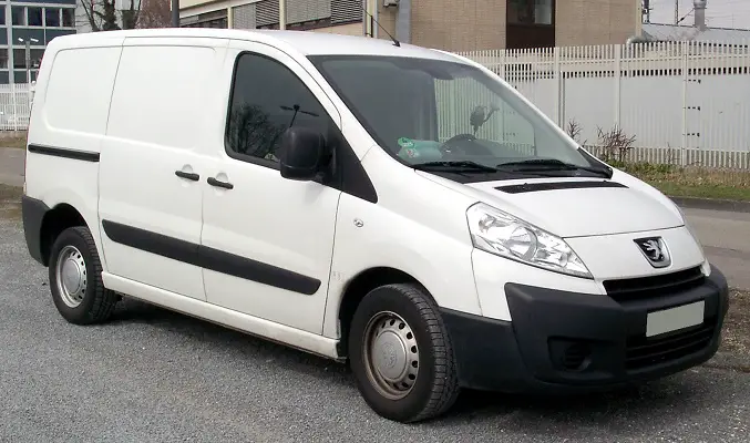Peugeot Expert VU (2007-2012) – boîte à fusibles