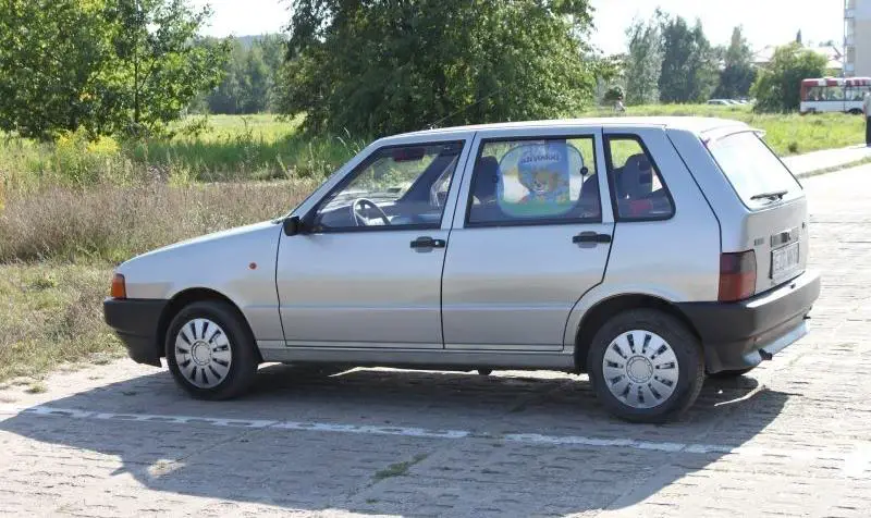 Fiat Uno II (1989-2002) – Boîte à fusibles