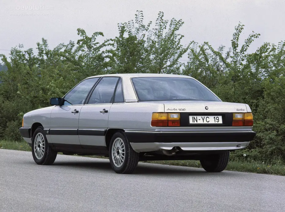 Audi 100 C3 (1989-1991) – boîte à fusibles
